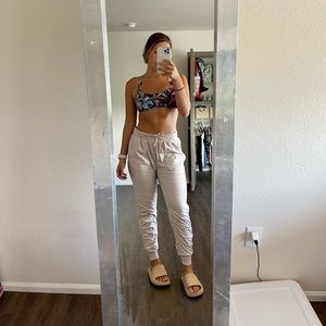 Lululemon dance studio jogger